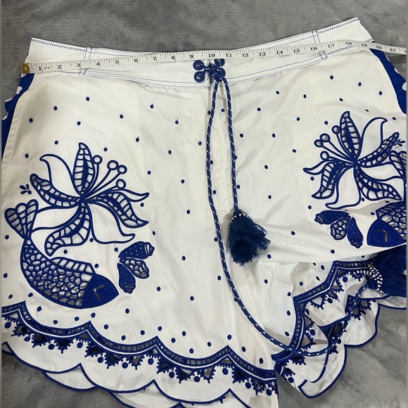 Artisanal Embroidered Shorts - Picture 6 of 6